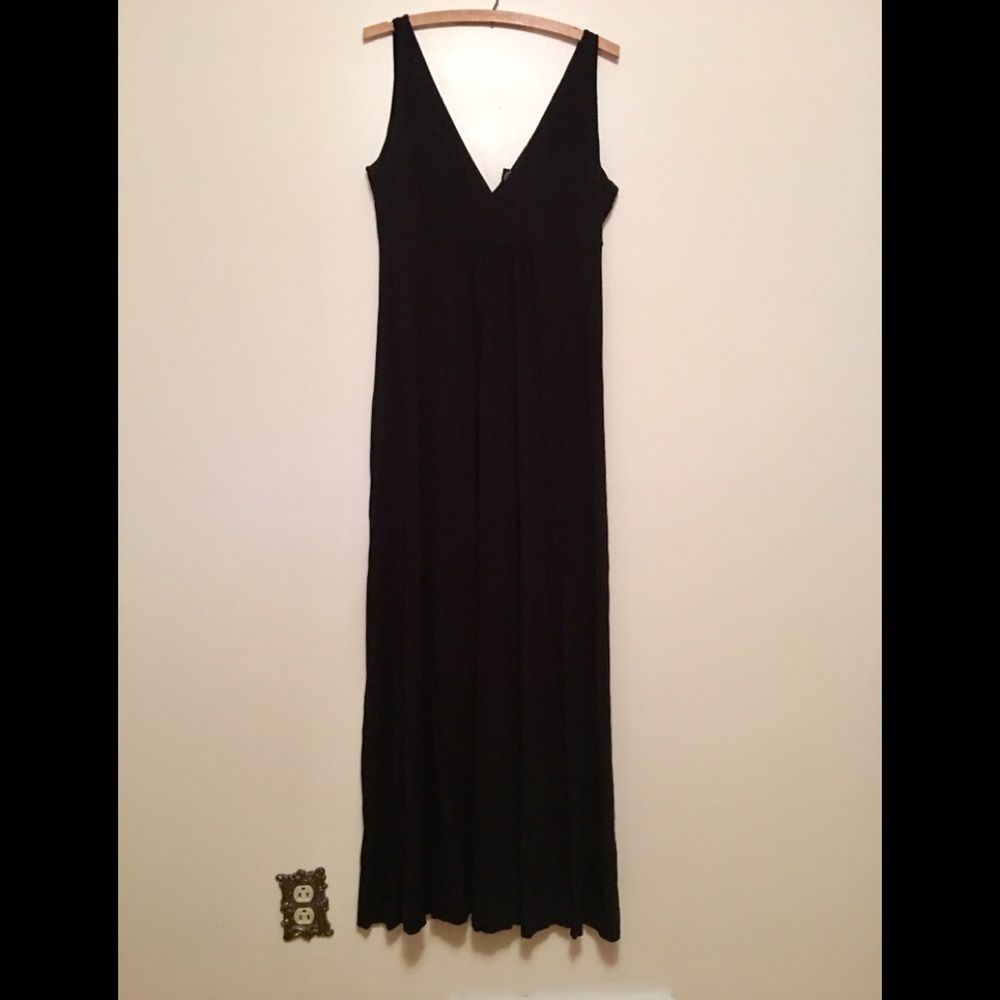 NY&Co long, black maxi summer dress. Size M. New!